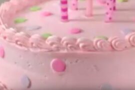 vanilla_pink מתכון עוגת וניל - עוגת יום הולדת חגיגית