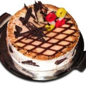 איך בחירת הקמח משפיעה על גובה ומרקם העוגה שלכם