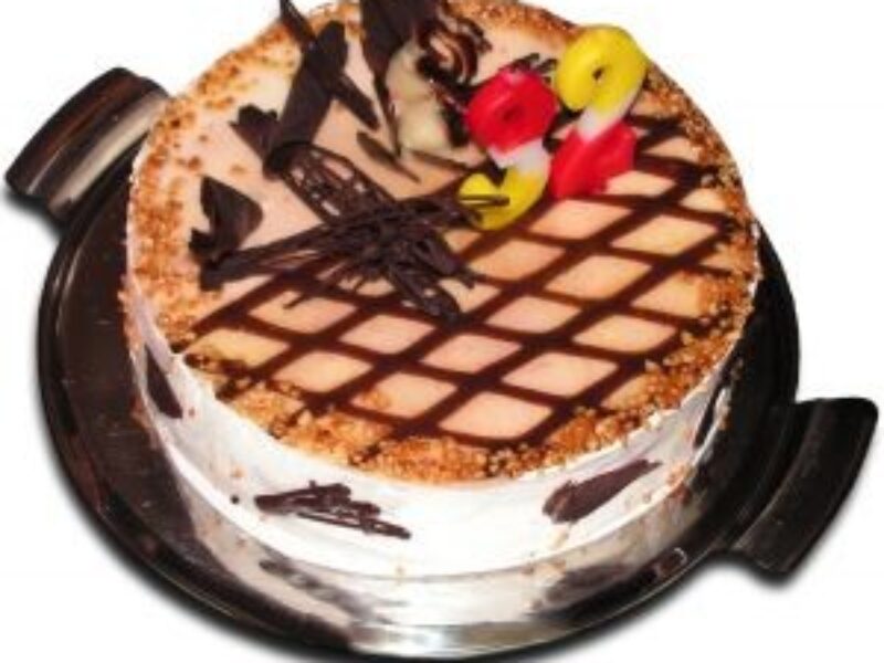 איך בחירת הקמח משפיעה על גובה ומרקם העוגה שלכם